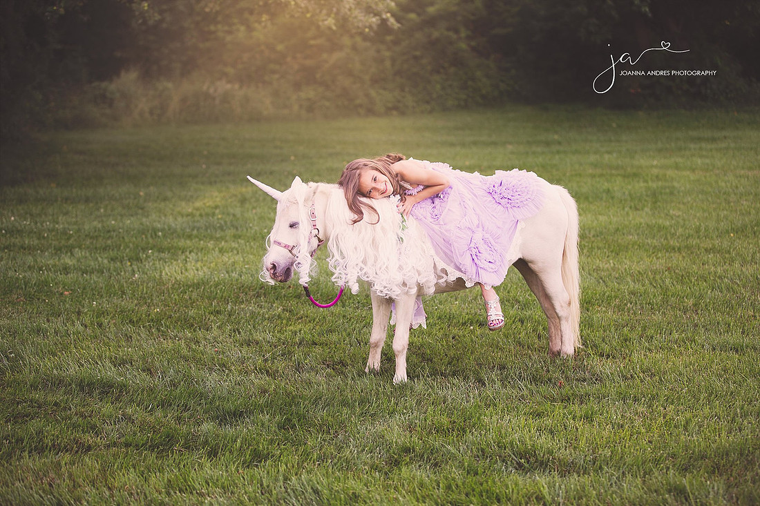 Children Photographer Columbus Ohio, Unicorns and rainbows Columbus Ohio, Unicorn Photo Session Columbus Ohio