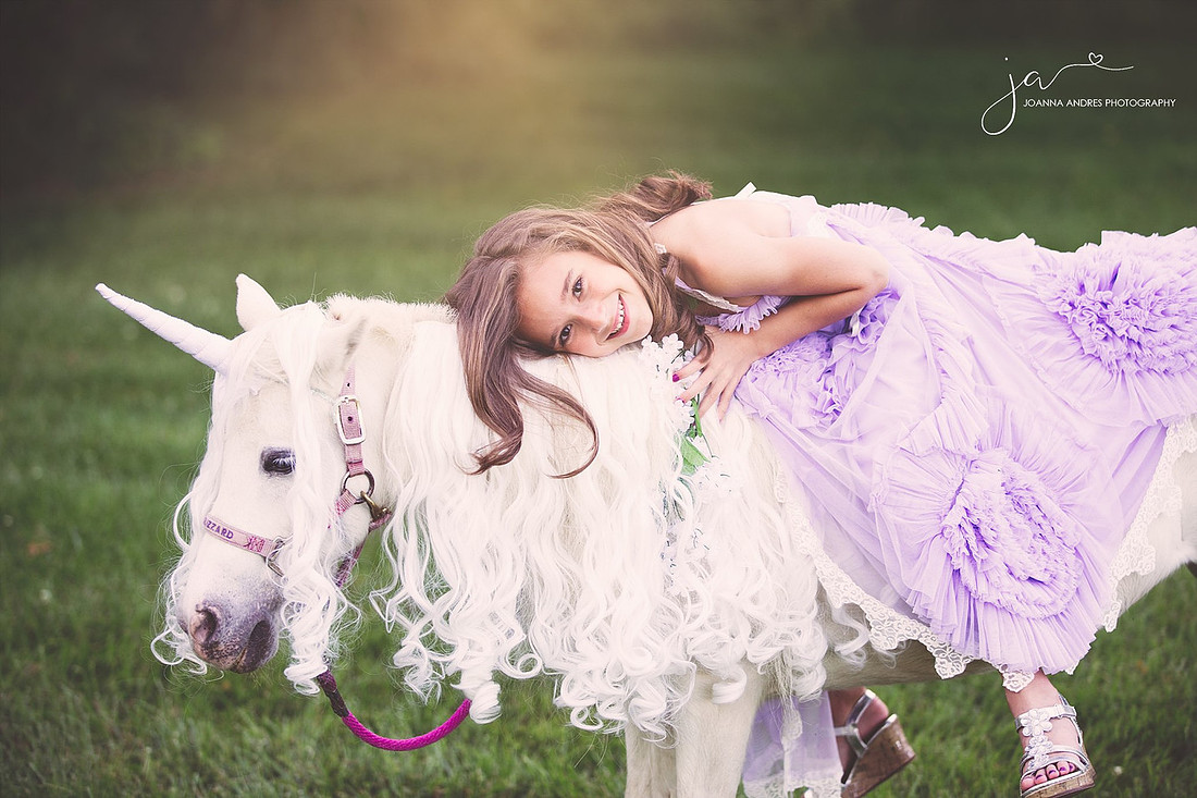 Children Photographer Columbus Ohio, Unicorns and rainbows Columbus Ohio, Unicorn Photo Session Columbus Ohio