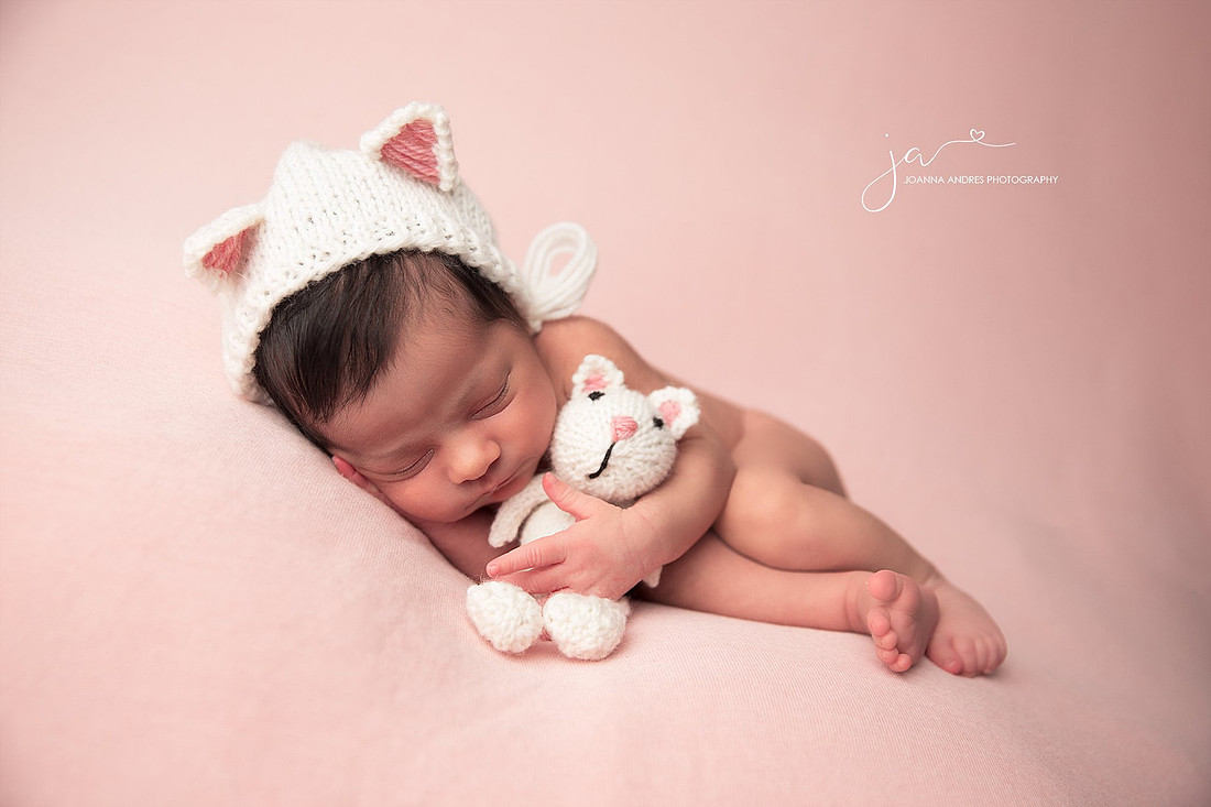 Newborn Photographer Grandview Ohio; 4th of July Newborn Session