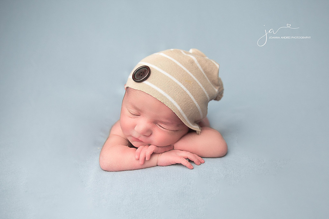 Newborn Photographer Lewis Center Ohio