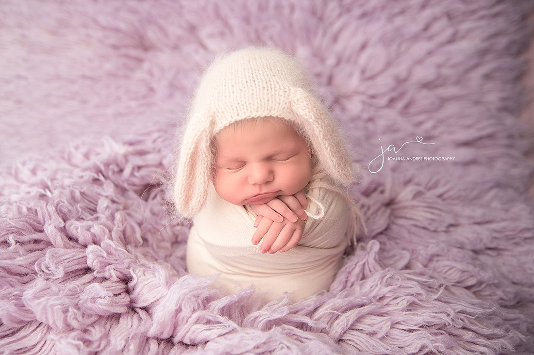 Newborn Photographer