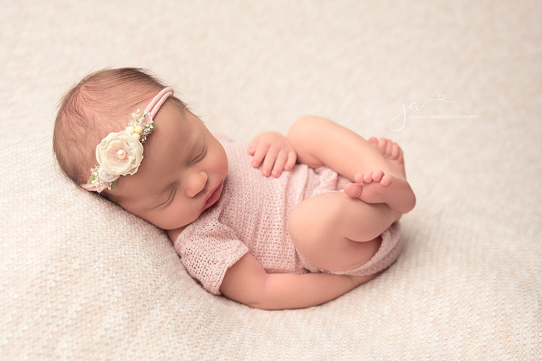 "Worthington Ohio Baby Photographer"