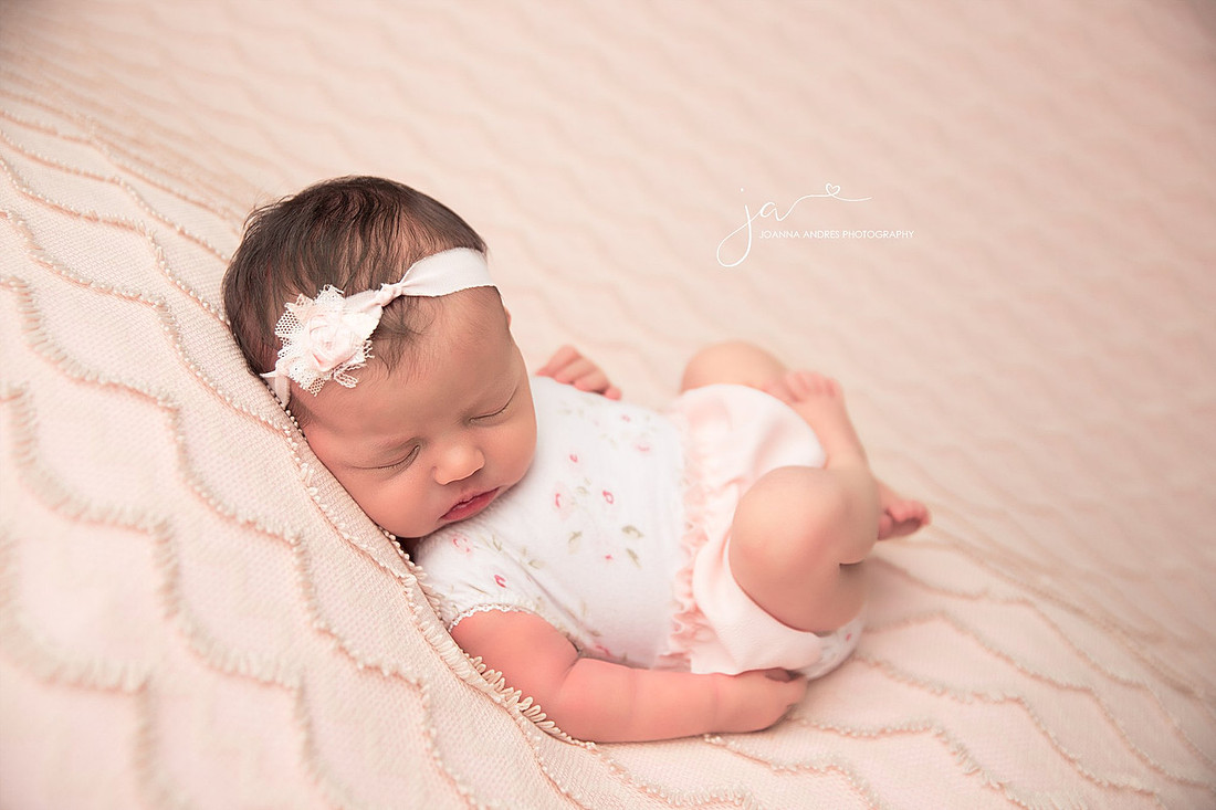 "Baby Photographer Upper Arlington Ohio"