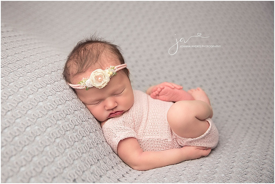 "Family Newborn Photographer Columbus Ohio"