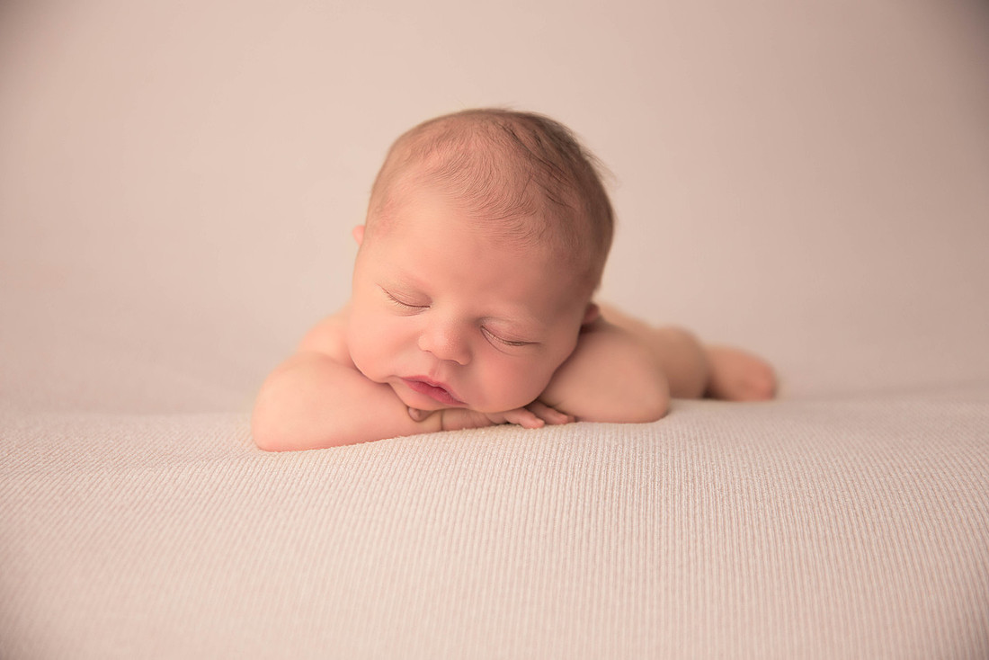 "Newborn Photographer Columbus Ohio"