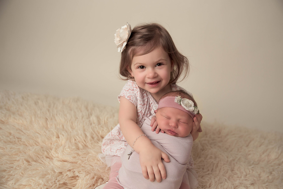 "Newborn Photographer Columbus Ohio"