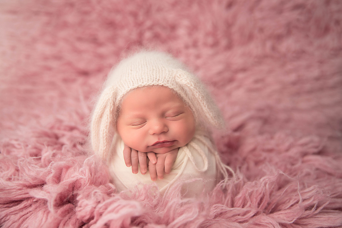 "Newborn Photographer Columbus Ohio"