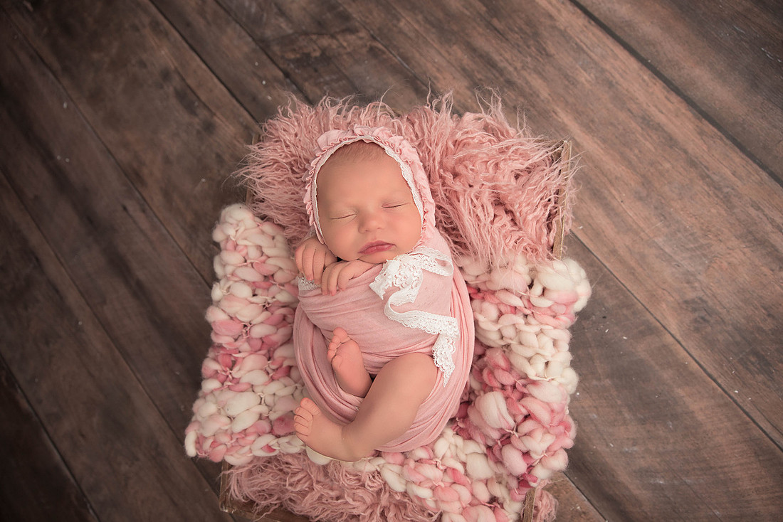 "Newborn Photographer Columbus Ohio"