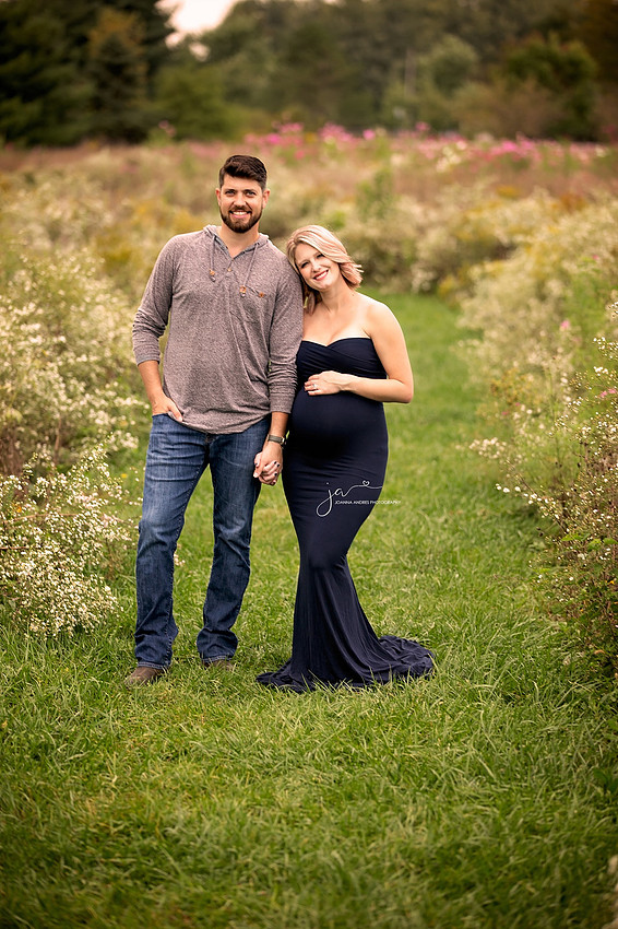 Maternity Photographer of Couple